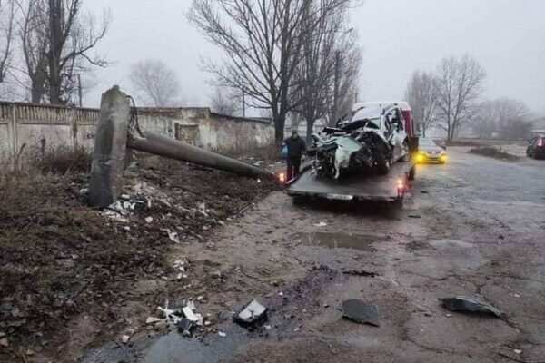 Под Одессой из-за тумана произошло смертельное ДТП: авто разорвало пополам Под Одессой из-за тумана произошло смертельное ДТП: авто разорвало пополам