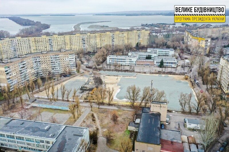 Для школи № 35 у Дніпрі «Велике будівництво» створить євростадіон