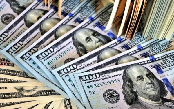 Мировая экономика впервые превысит объем 100 триллионов долларов Мировая экономика впервые превысит объем 100 триллионов долларов