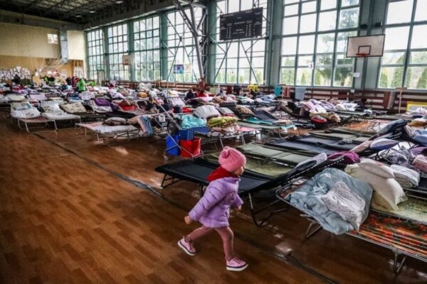 Как живется украинским беженцам в Польше Как живется украинским беженцам в Польше