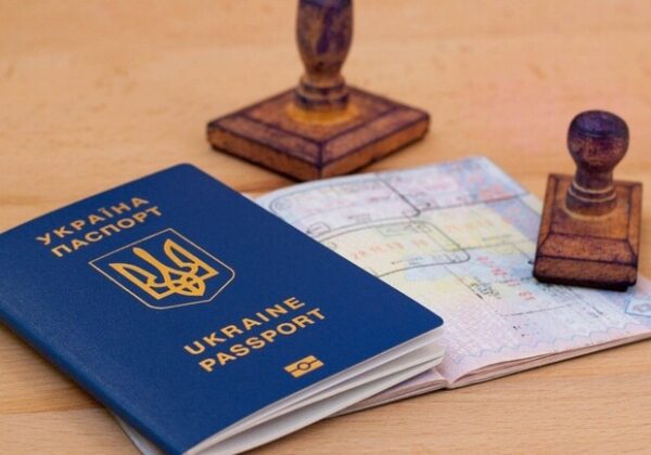 Зеленского просят дать гражданство иностранцам, которые защищают Украину Зеленского просят дать гражданство иностранцам, которые защищают Украину