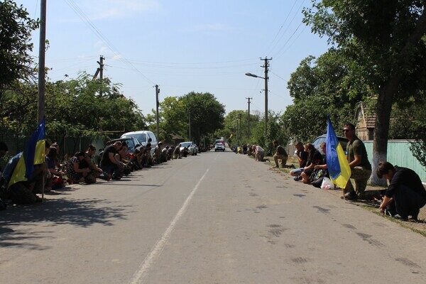 В Одесской области простились с погибшим 23-летним военным пилотом В Одесской области простились с погибшим 23-летним военным пилотом