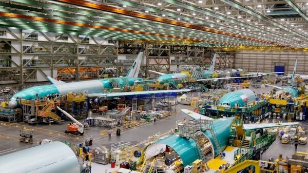 Кризис в Boeing: компания сократит 17 000 рабочих мест Кризис в Boeing: компания сократит 17 000 рабочих мест