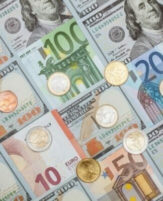 Курс валют в Украине 18 мая 2025 года: сколько стоит доллар и евро