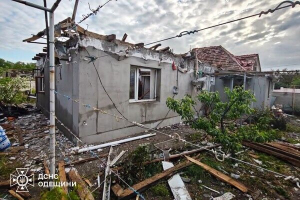 Ночной обстрел Одесской области: в Белгороде-Днестровском пострадал мужчина Ночной обстрел Одесской области: в Белгороде-Днестровском пострадал мужчина