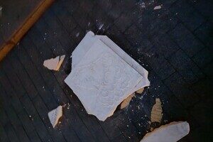 В Одессе снесли мемориальные доски советским деятелям и россиянам, в частности, Пушкину В Одессе снесли мемориальные доски советским деятелям и россиянам, в частности, Пушкину