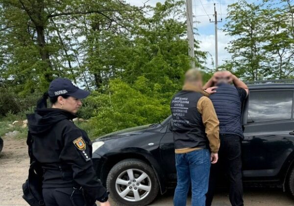 "Путешествие" за 11 тысяч долларов: в Одесской области разоблачили переправщика "Путешествие" за 11 тысяч долларов: в Одесской области разоблачили переправщика