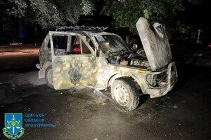 В Одессе молодой человек сжег три военных автомобиля: как его наказал суд В Одессе молодой человек сжег три военных автомобиля: как его наказал суд