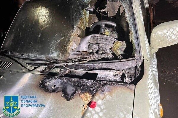В Одессе молодой человек сжег три военных автомобиля: как его наказал суд В Одессе молодой человек сжег три военных автомобиля: как его наказал суд