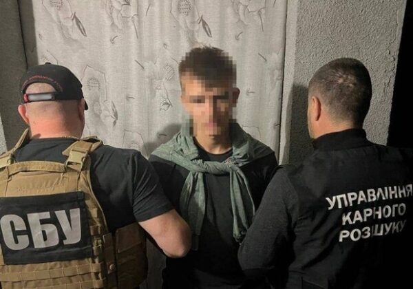 В Одессе молодой человек сжег три военных автомобиля: как его наказал суд В Одессе молодой человек сжег три военных автомобиля: как его наказал суд