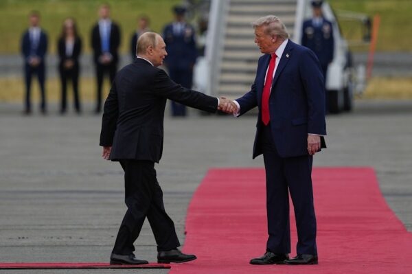 Встреча Трампа и Путина завершилась «ничем» Встреча Трампа и Путина завершилась «ничем»