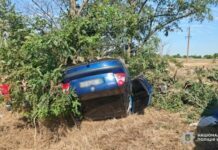 В Одесской области водитель в состоянии опьянения опрокинул авто с пассажирами: четверо травмированы, дело передано в суд