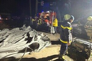 В Одессе БпЛА попали в многоэтажки: среди пострадавших дети, в том числе младенец В Одессе БпЛА попали в многоэтажки: среди пострадавших дети, в том числе младенец