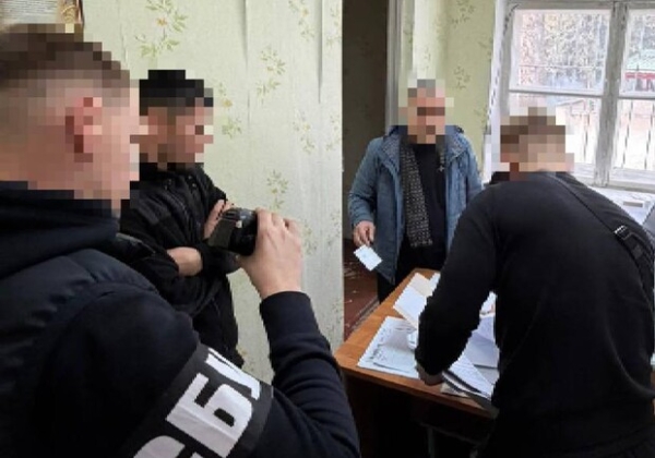 В Одесской области судью задержали за взятку в 1000 евро В Одесской области судью задержали за взятку в 1000 евро