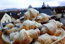Хрусткі рогалики з джемом: смачно, як у дитинстві