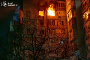 РФ обстреляла жилые дома в Хаджибейском районе Одессы: пострадали люди РФ обстреляла жилые дома в Хаджибейском районе Одессы: пострадали люди